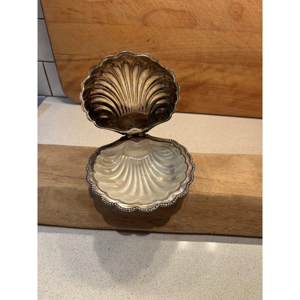 Vintage Silver Plated Clam Shell Butter Dish England Frosted Glass Liner 5 inch